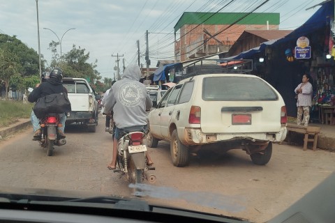 Crise de combustível em Cobija agrava situação econômica e preocupa moradores de Pando